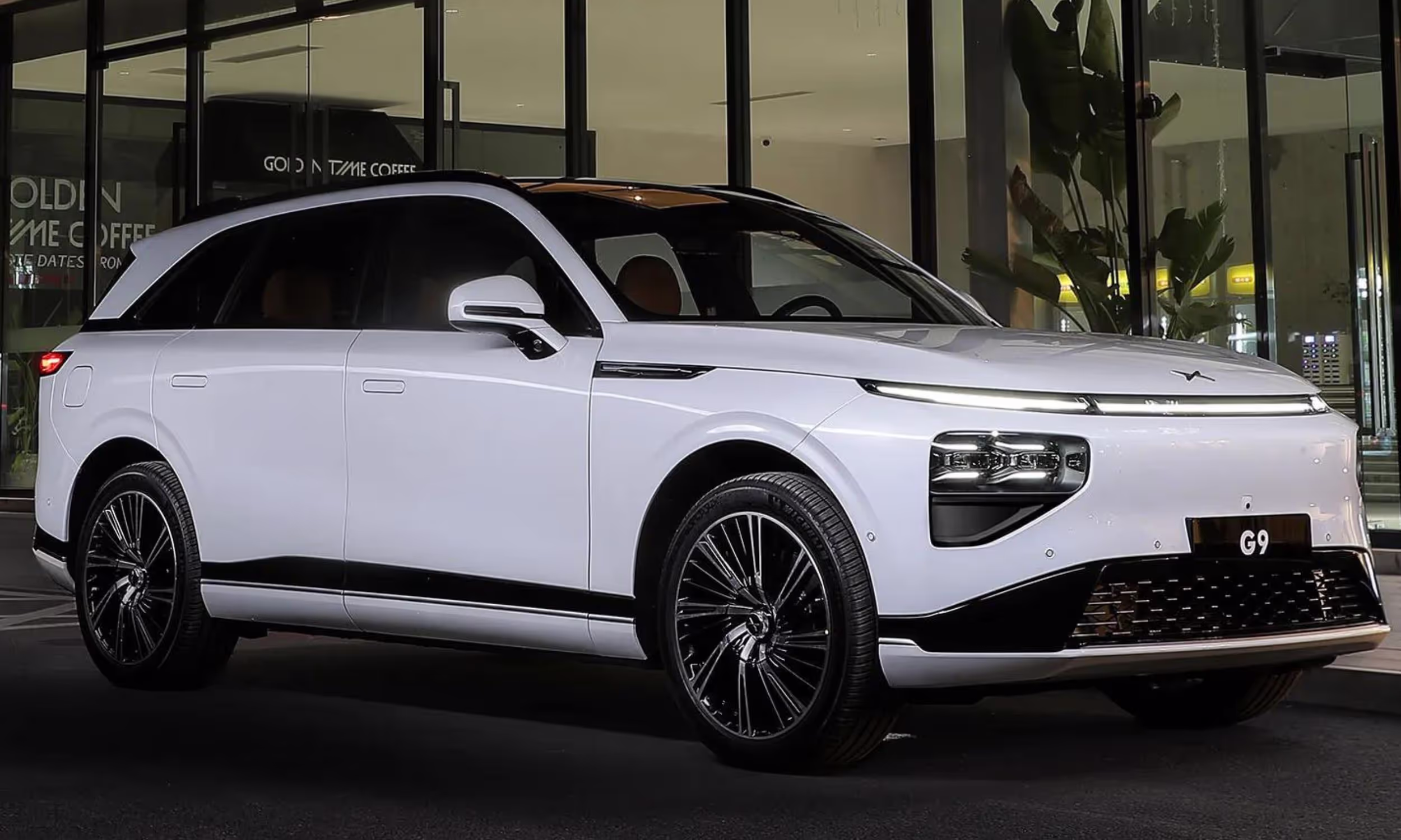 Xpeng G9 Standard range RWD – privatleasing hos Bildeal