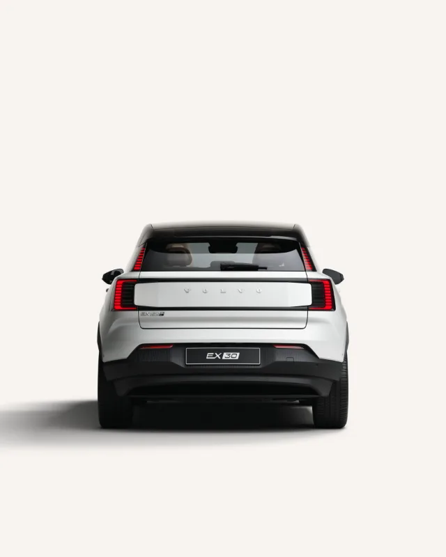 Volvo EX30 Twin Performance AWD PLUS 428 hk – miniatyrbilde 5