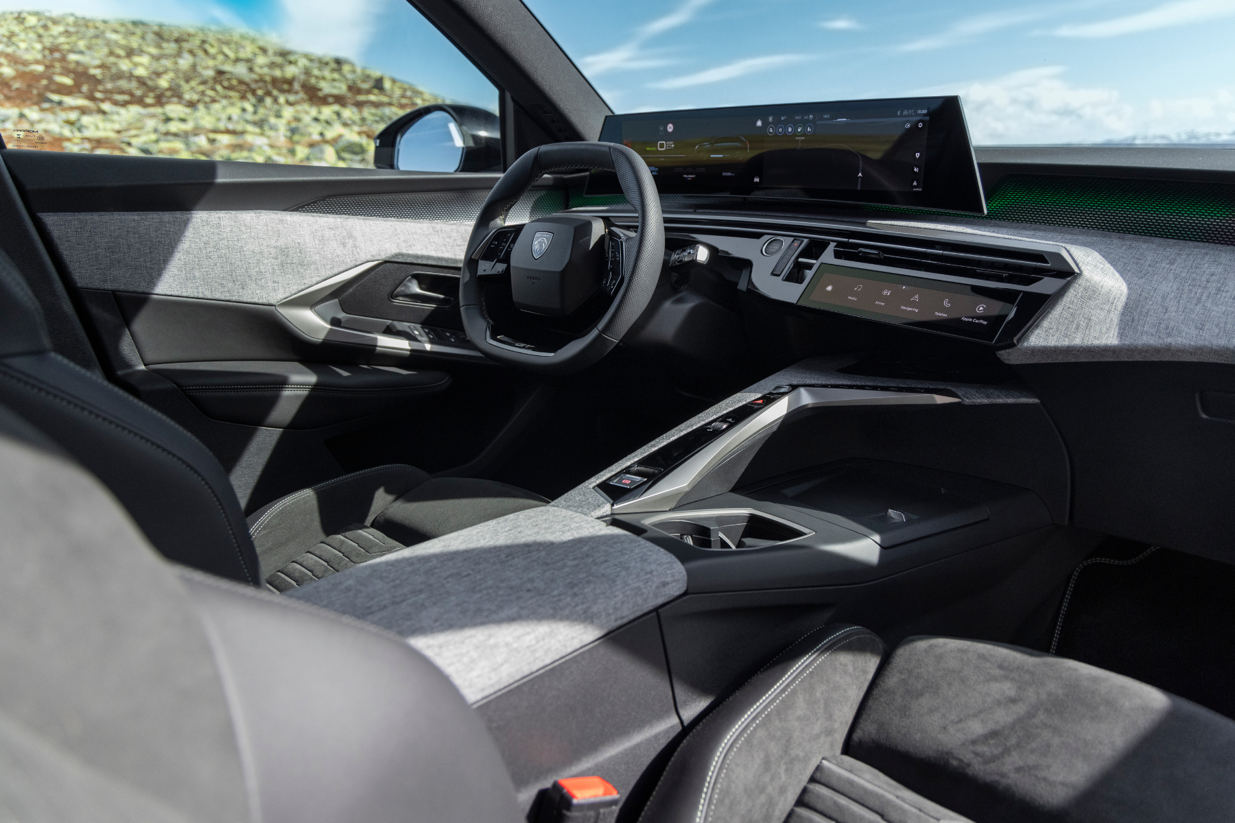 Peugeot e-5008 GT+ AWD – miniatyrbilde 6