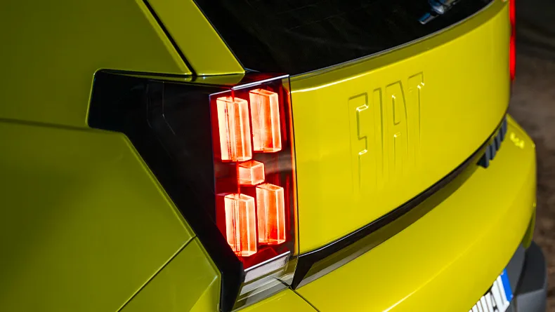 Fiat Grande Panda La Prima 113hk 5-dørs 44kWh – miniatyrbilde 4