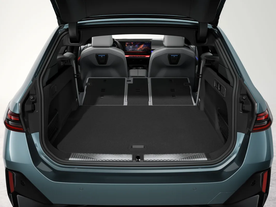BMW i5 xDrive40 Fully Charged Touring – miniatyrbilde 7