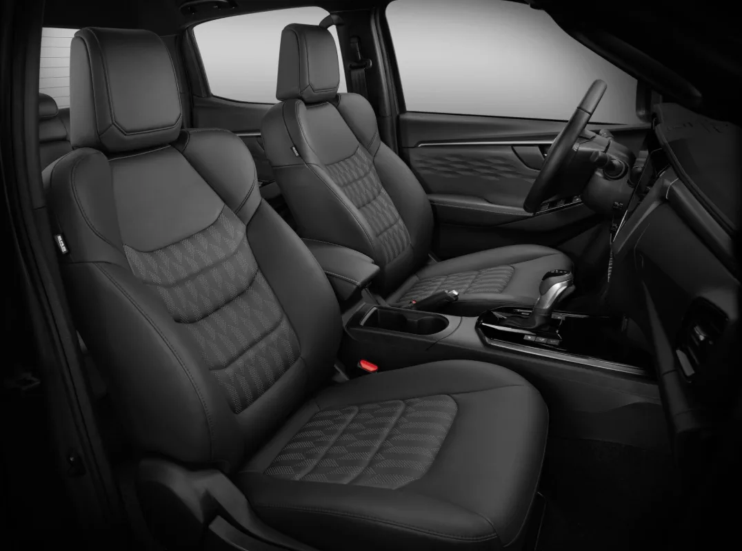 Isuzu D-Max 4WD Dobbel Cab Black Edition – miniatyrbilde 5