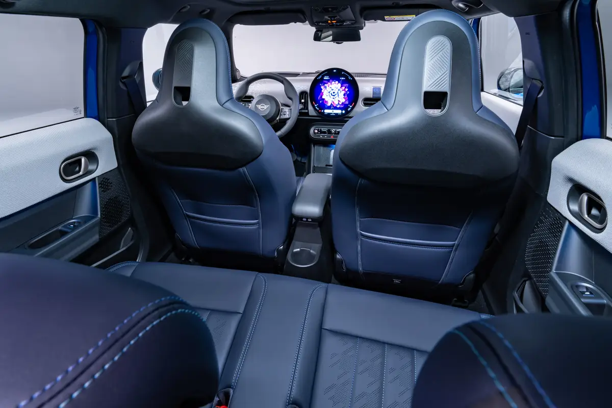 Mini Cooper SE – miniatyrbilde 3