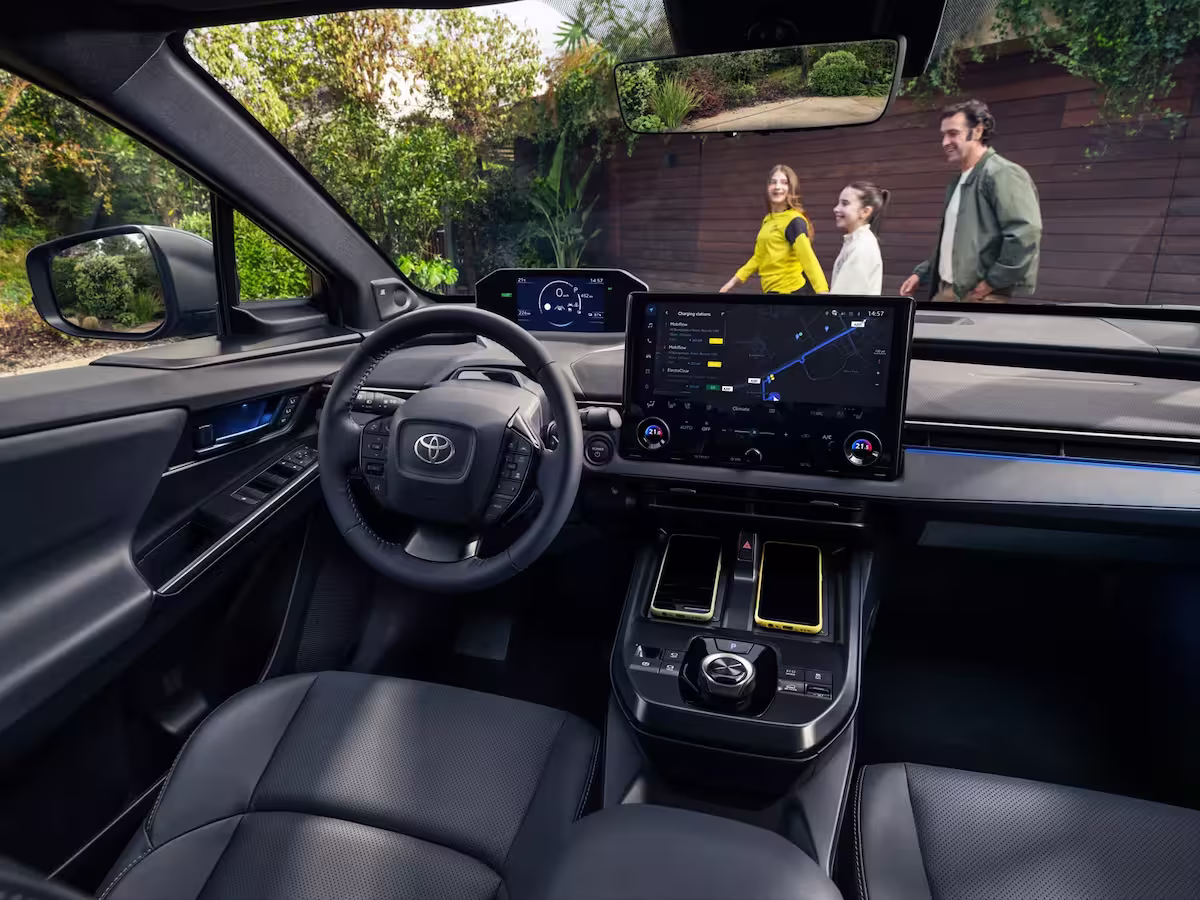 Toyota bZ4X Active Tech Touring 74.7 KWH AWD – miniatyrbilde 2