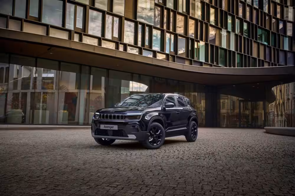 Jeep Avenger Black Edition 156hk 54kWh – miniatyrbilde 3