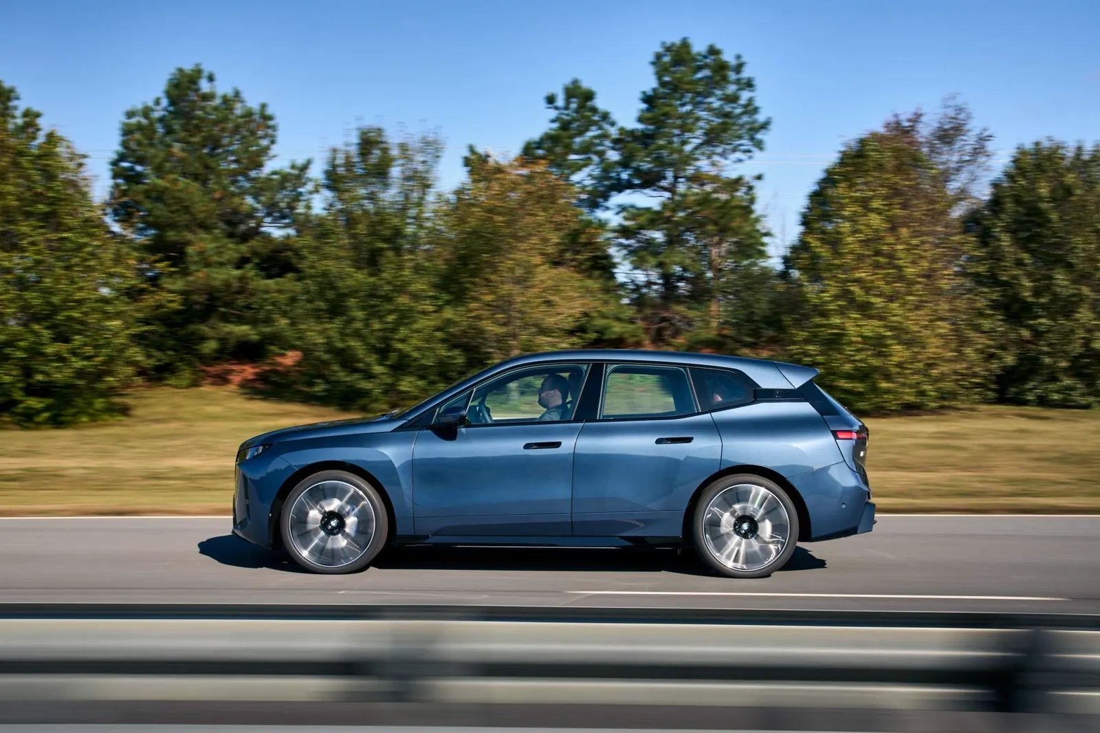 BMW iX60 xDrive60 Fully Charged M Sport – miniatyrbilde 3