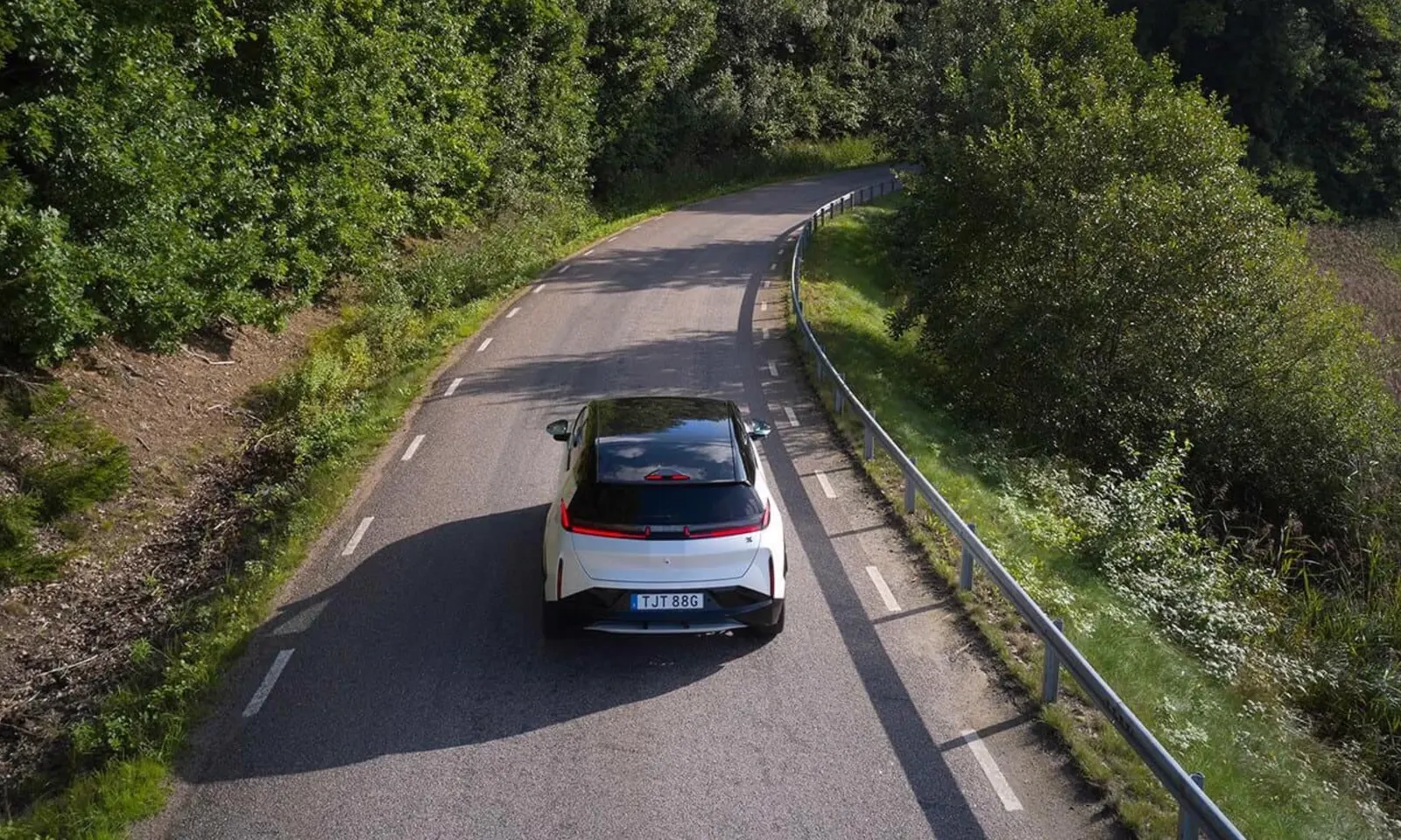 Zeekr X Privilege AWD 69 kWh – miniatyrbilde 2
