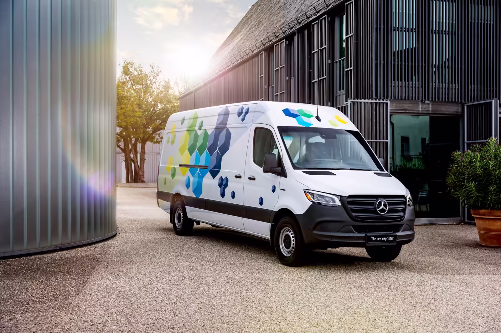Mercedes eSprinter varebil 420 PRO L3 113 kWh 4,25 tonn – miniatyrbilde 3