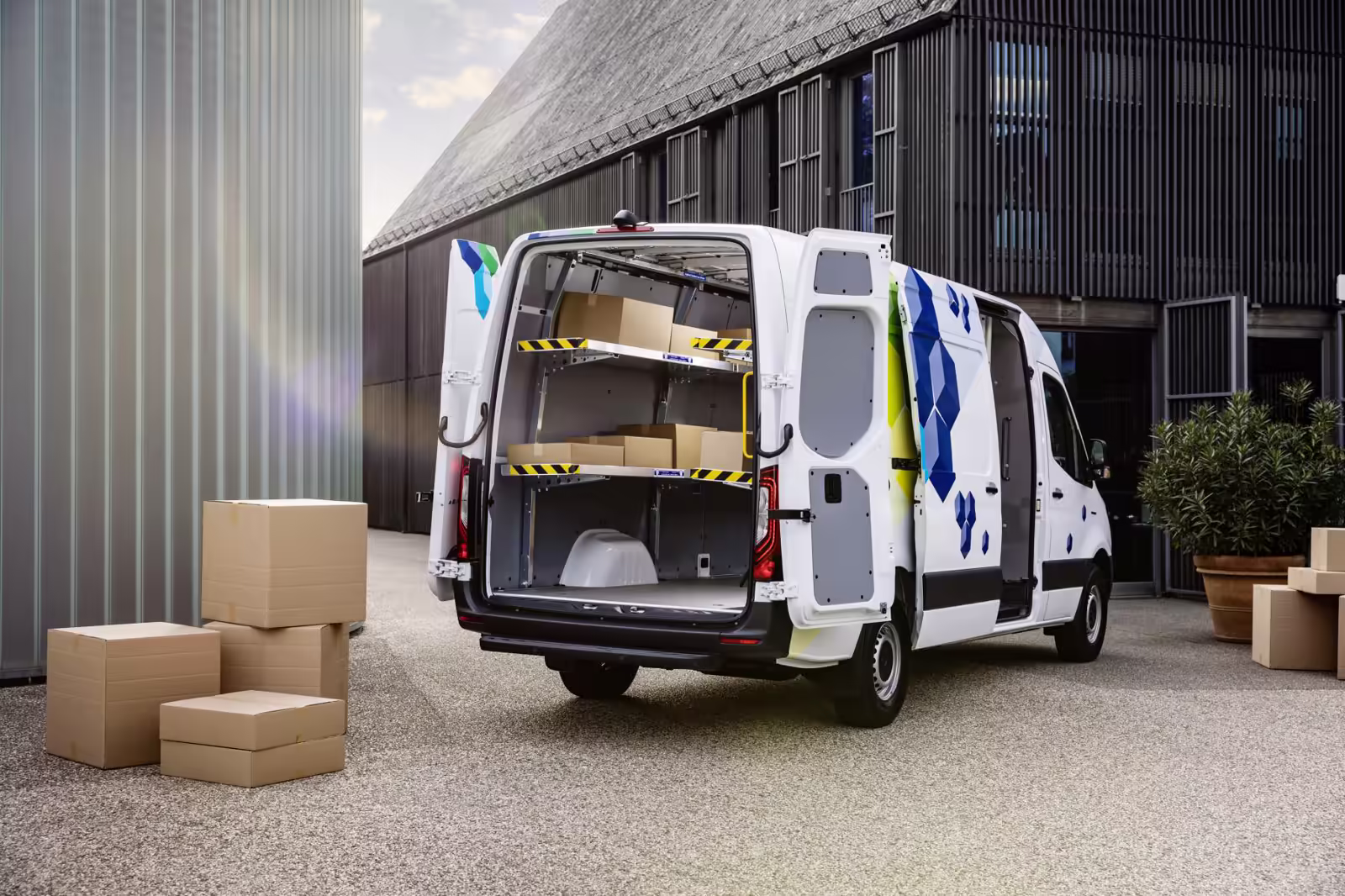Mercedes eSprinter varebil 420 PRO L3 113 kWh 4,25 tonn – miniatyrbilde 6