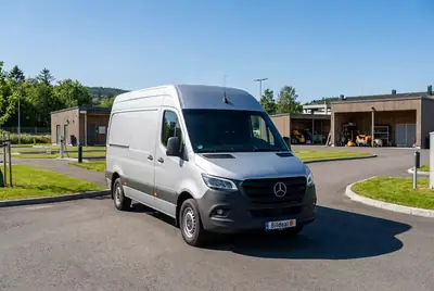 Mercedes eSprinter varebil 420 PRO L3 113 kWh 4,25 tonn – miniatyrbilde 1