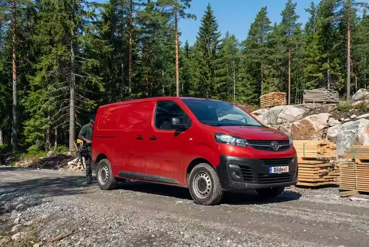 Citroën e-Jumpy varebil Electric Proff L3 75 kWh – privatleasing hos Bildeal